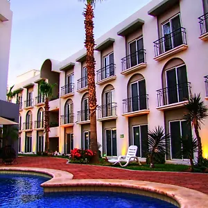 Seven Crown Express & By Kavia Otel